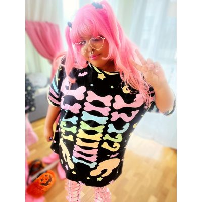 Giant Skeleton T-shirt